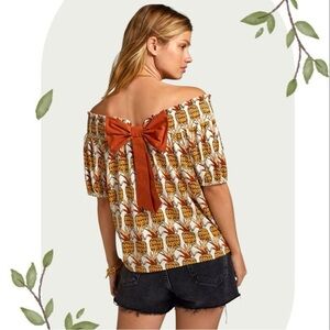 Porridge Anthropologie NWT Bow-Back Off-Shoulder Pineapple Print Top- Size XS